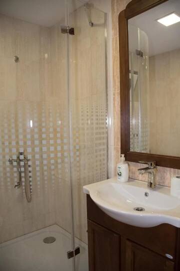 Фото номера Дом для отпуска Гостевой дом Vila Club Dioda г. Cicanesti 17