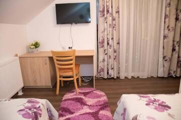 Фото номера Дом для отпуска Гостевой дом Vila Club Dioda г. Cicanesti 22